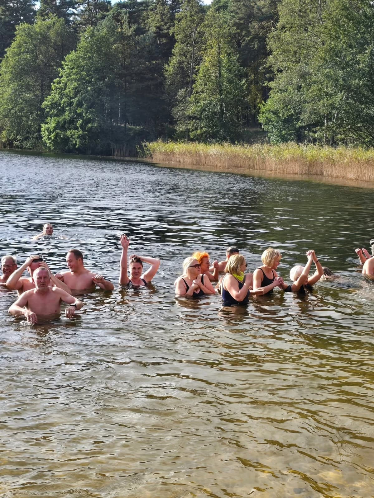 Latvijas veselības sporta nedēļa: Ziemas pelde kopā ar VeloRoni