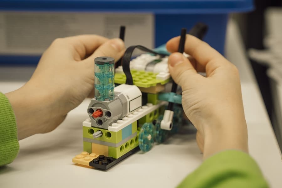 LEGO robotika 6 - 8 gadus veciem bērniem