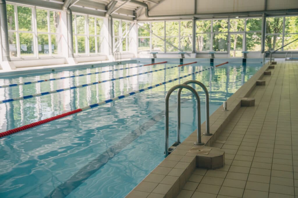 Bezmaksas nodarbība – vingrošanas nodarbība peldbaseinā senioriem