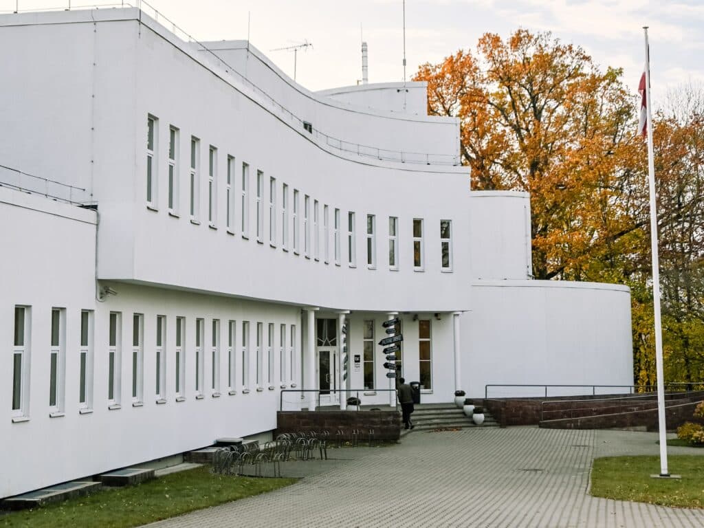 Izstāde “Pedagogs tuvplānā”